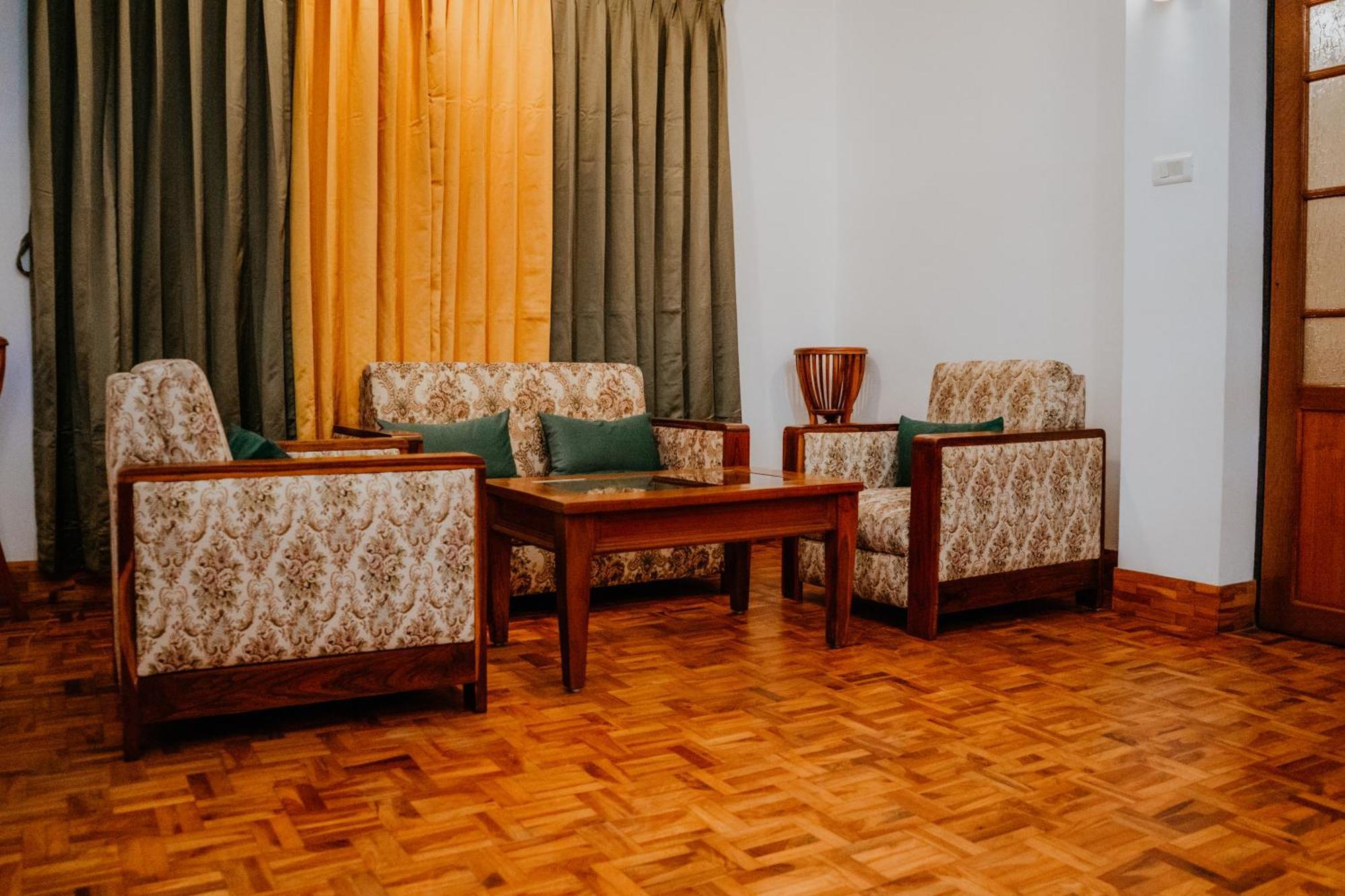 Hotel Tashi Palace Gangtok Esterno foto