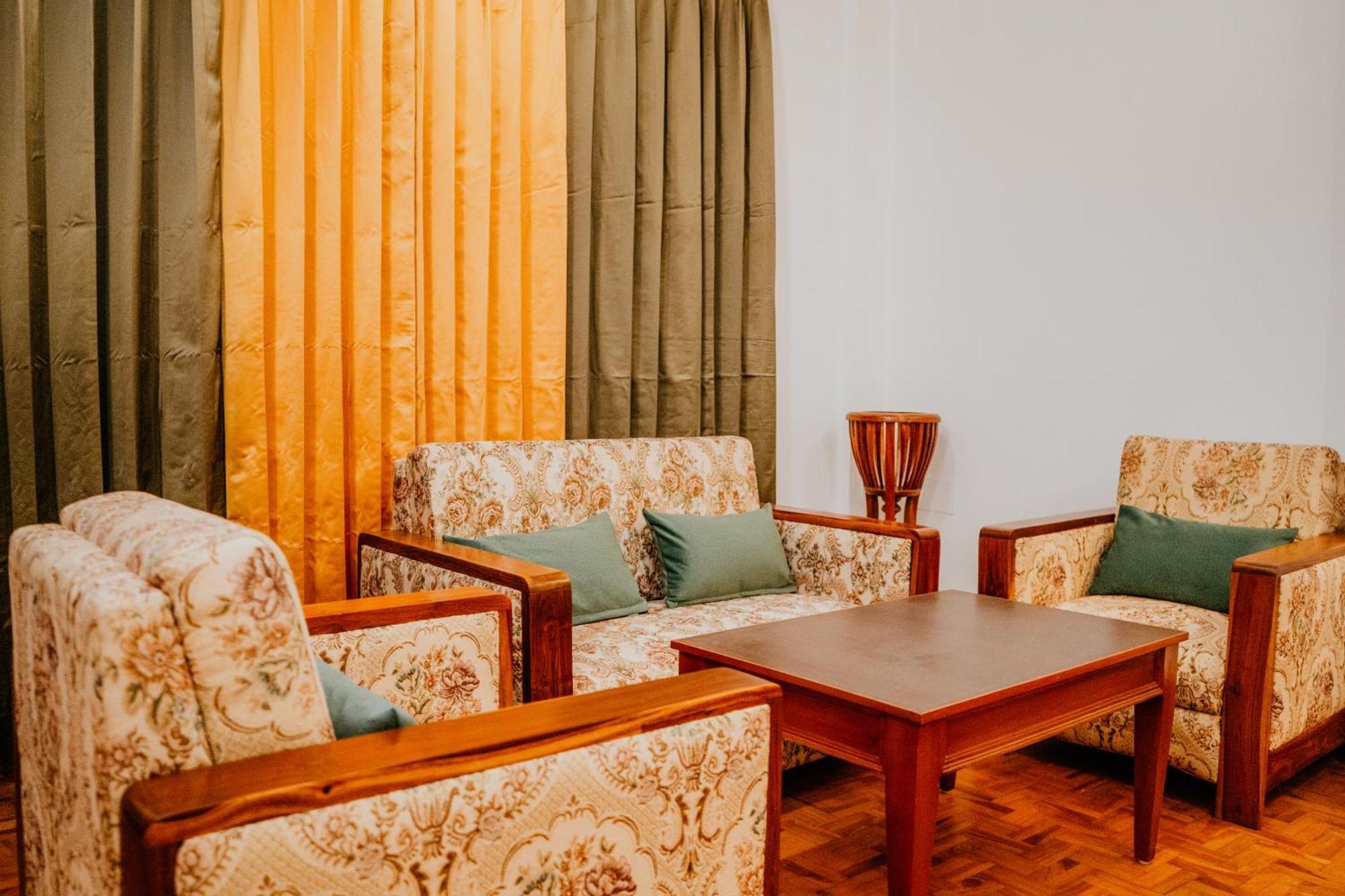 Hotel Tashi Palace Gangtok Esterno foto